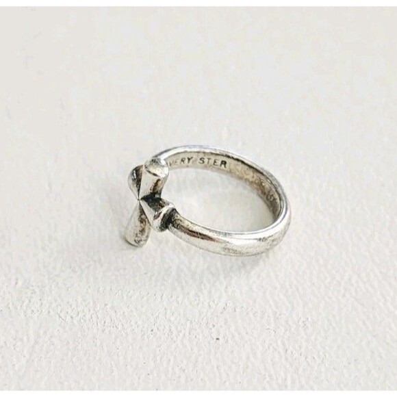 James Avery Retired 925 Sterling Silver St.Teresa Cross Ring Size 3.75 - Picture 4 of 7